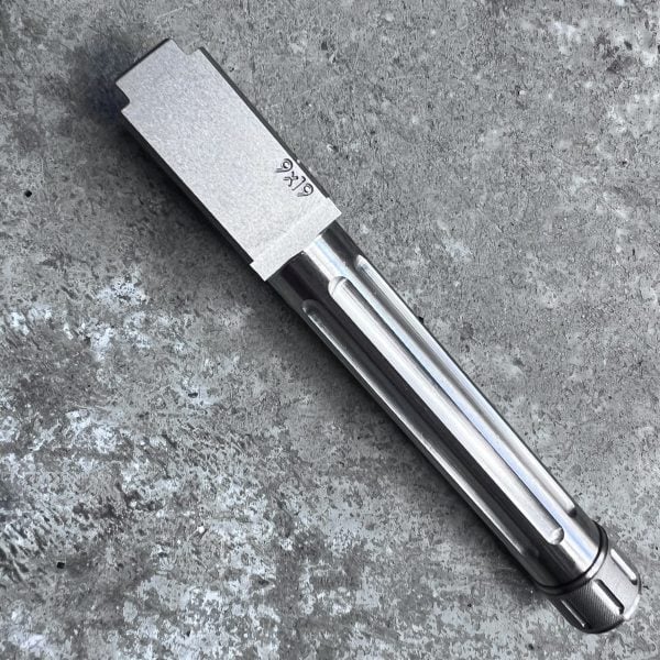 Boresight Solutions ADVANTAGE precision barrel for GLOCK 48, THREADED stainless/fluted. Boresight Solutions ADVANTAGE precision barrel for GLOCK 48, THREADED stainless/fluted.
