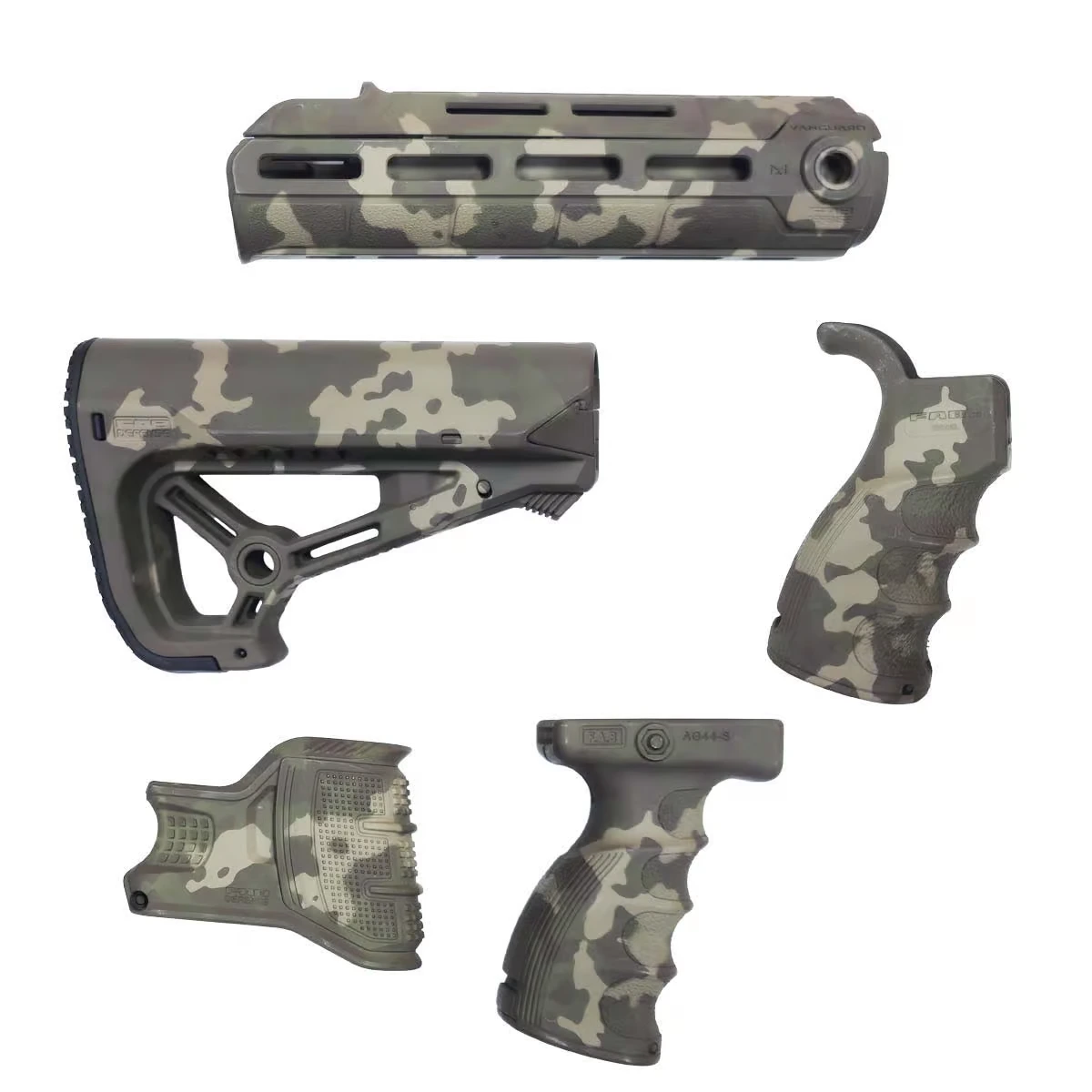 FAB Defense AR15 accessories kit (camo) FAB Defense AR15 accessories kit (camo)