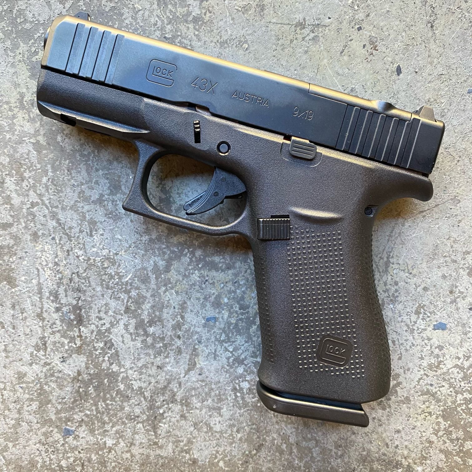 GLOCK model 43X MOS 9mm, w/ 2x 10 round magazines. Free Shipping GLOCK model 43X MOS 9mm, w/ 2x 10 round magazines. Free Shipping